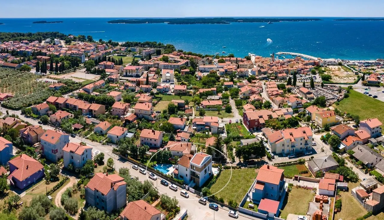 Villa Elena: Seaside Luxury with Whirlpool and Brijuni Islands View Fazana